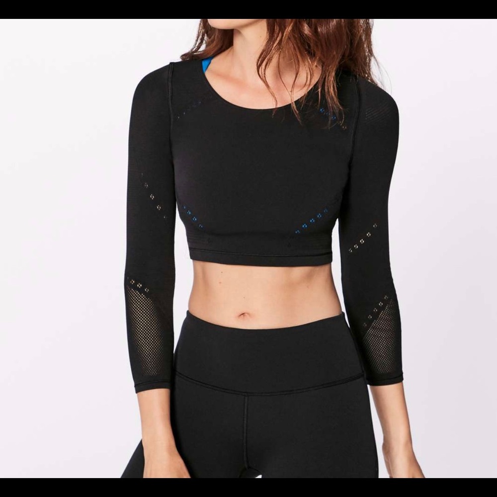 Lululemon reveal crop top